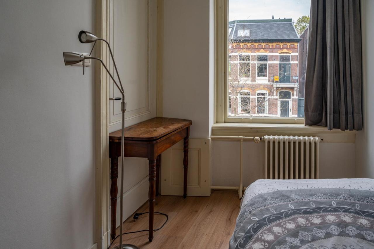 J&J Hotel Nijmegen Bagian luar foto