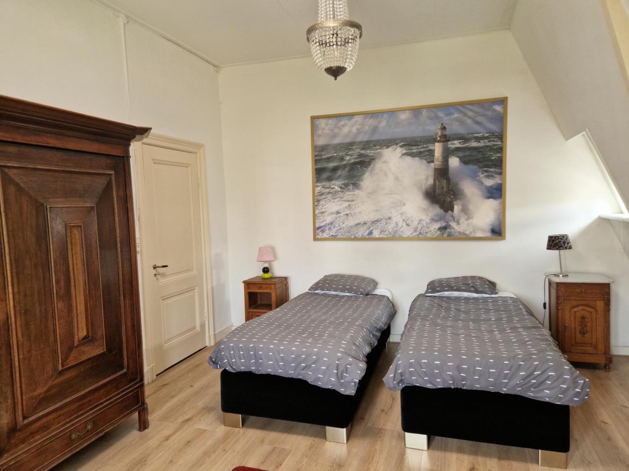 J&J Hotel Nijmegen Bagian luar foto